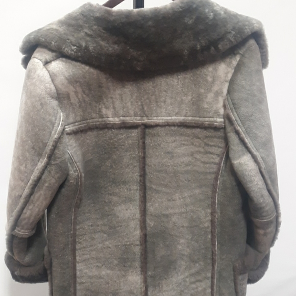 Vintage Shearling Sheepskin Coat - Picture 6 of 7